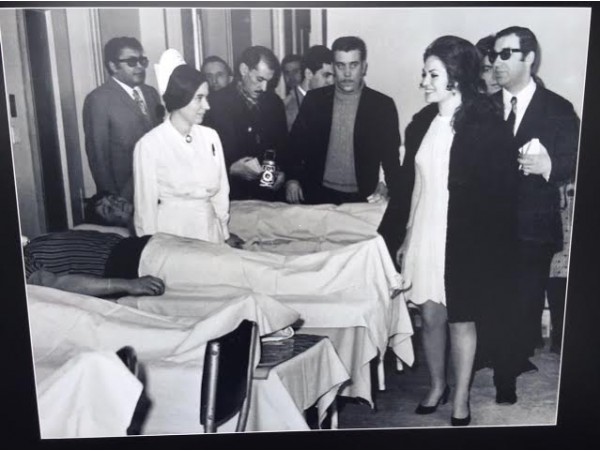 Türkan Şoray'ın Kızılay Hastane Ziyareti 60'lı yıllar / Çerçeveli Resim